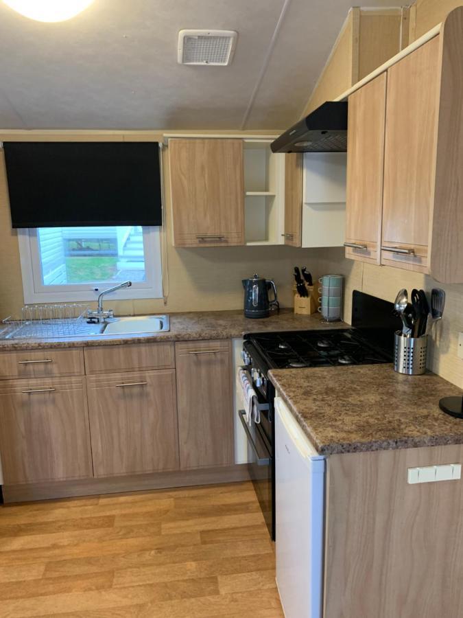 Newquay Bay Porth Caravan Hotel Exterior photo